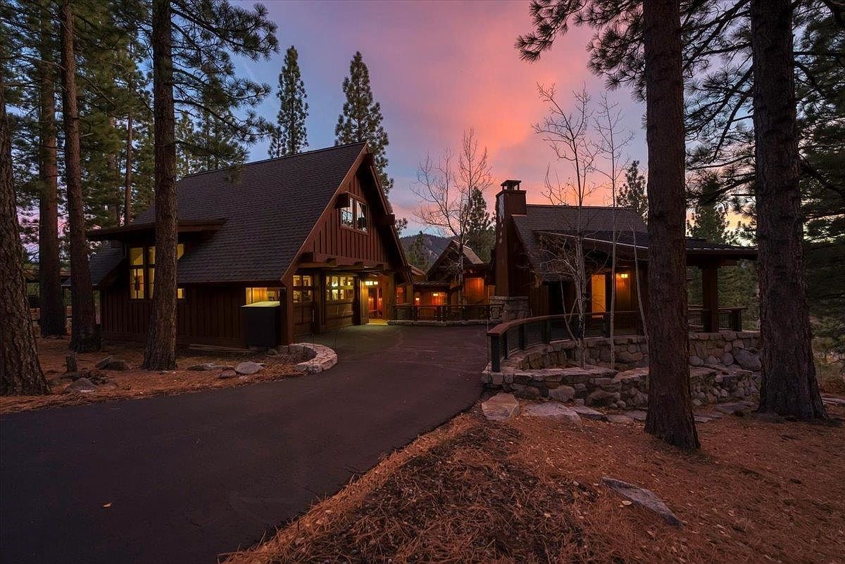 260 Laura Knight, Truckee, CA, 96161 - 4