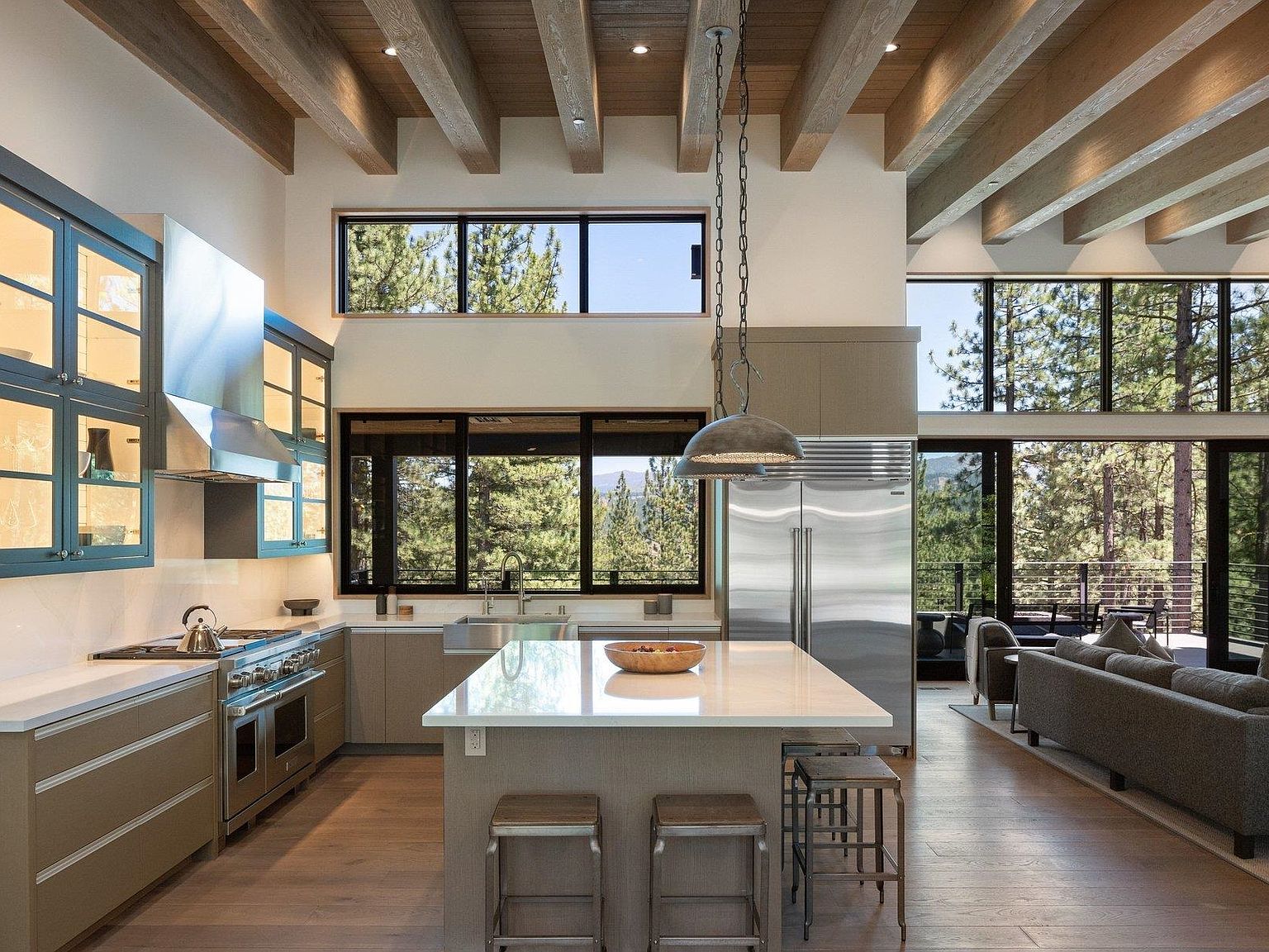 265 Laura Knight, Truckee, CA, 96161 - 2