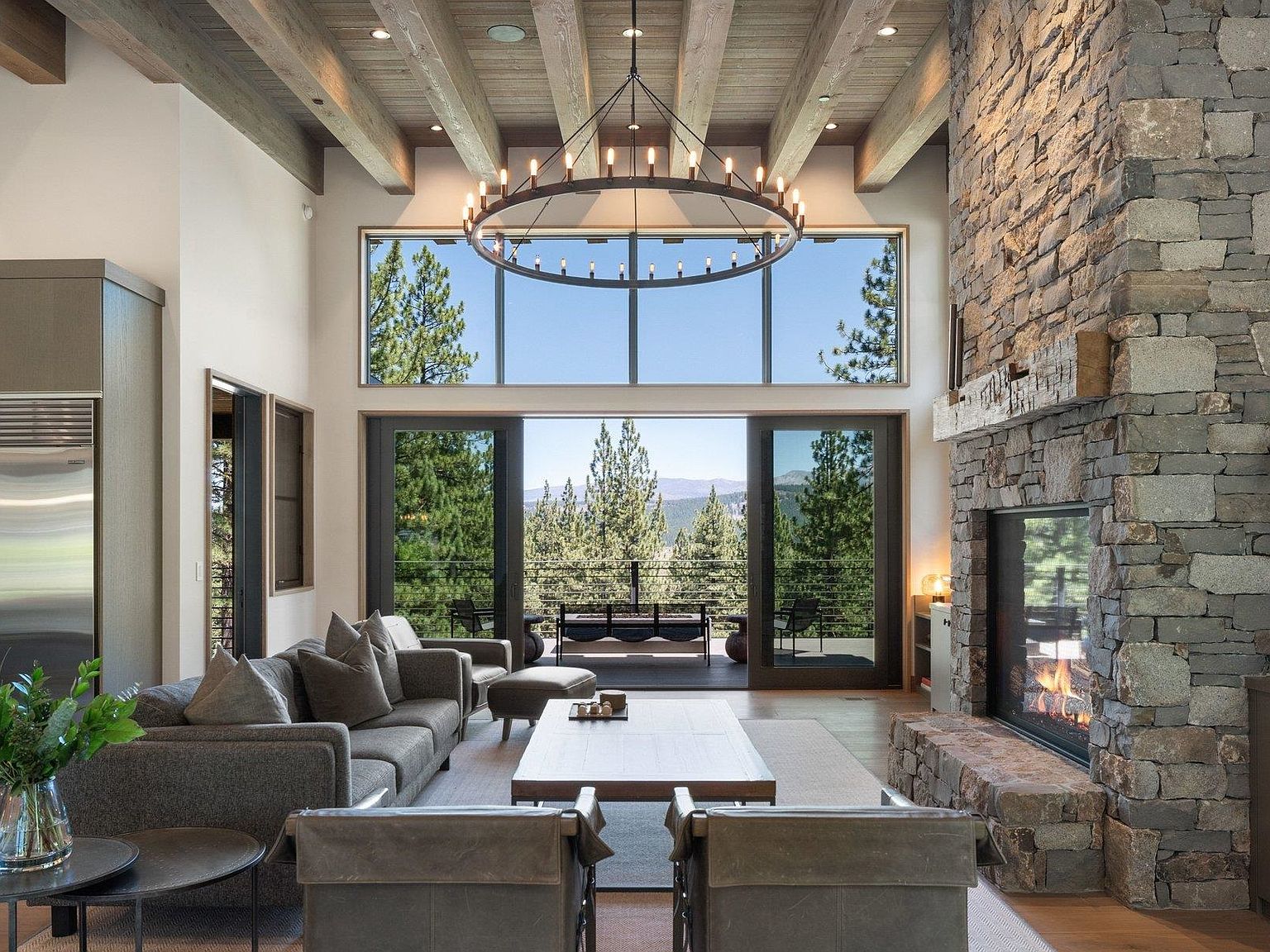 265 Laura Knight, Truckee, CA, 96161 - 3