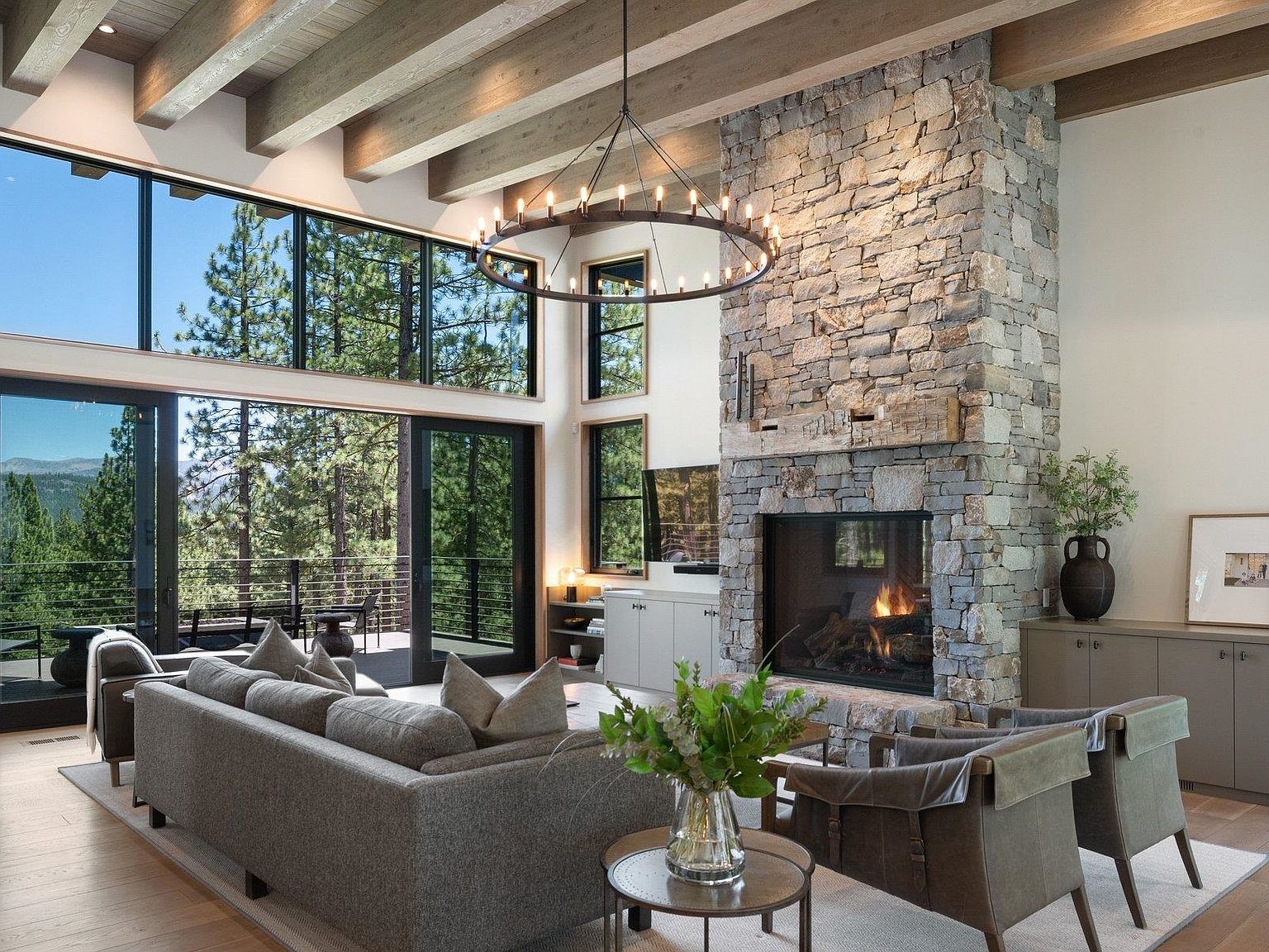 265 Laura Knight, Truckee, CA, 96161 - 4