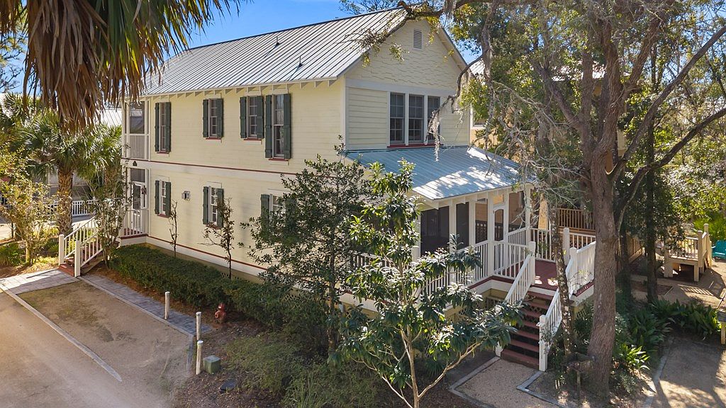 307 Winslow St, Steinhatchee, FL, 32359 - 3