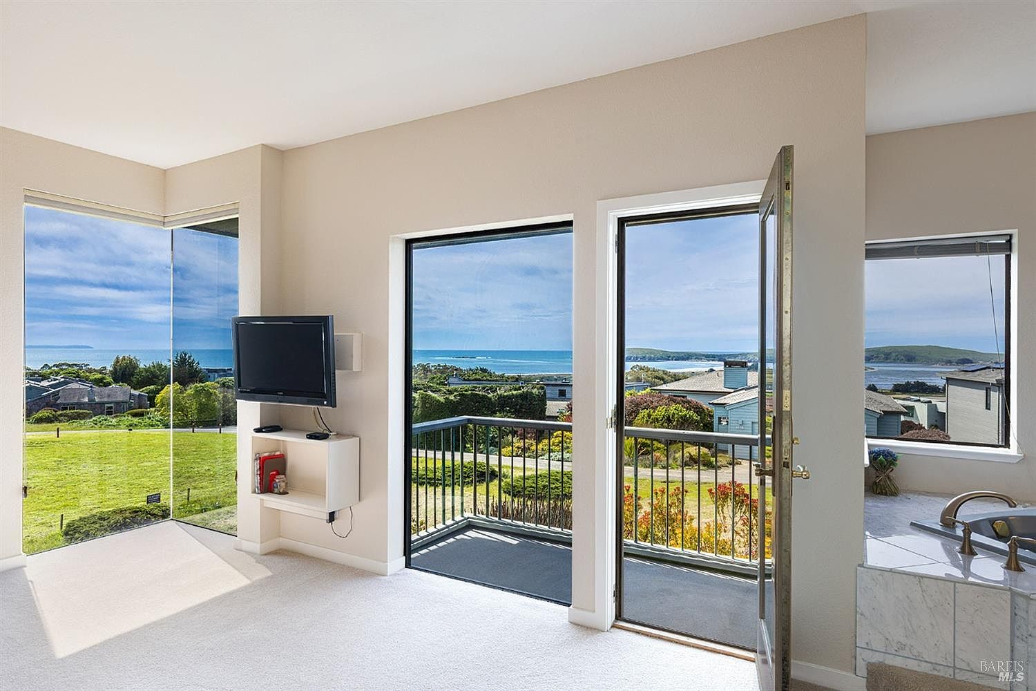 315 Mainsail Drive, Bodega Bay, CA 94923 - 3