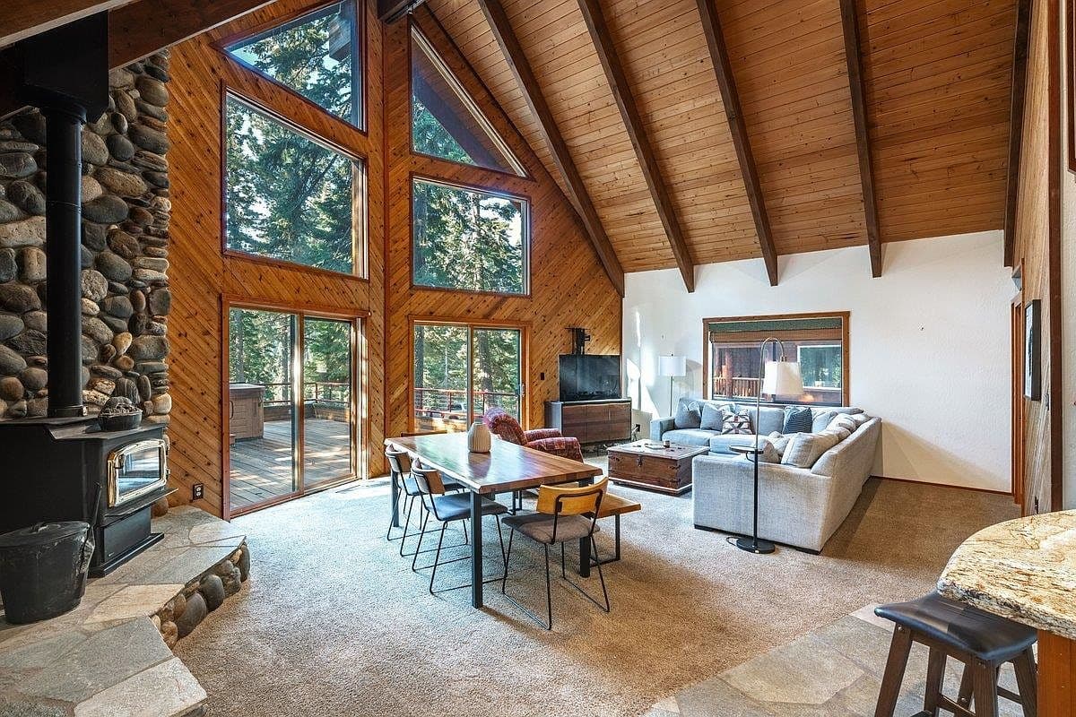 3502 Chamonix Rd, Tahoe City, CA, 96145 - 4