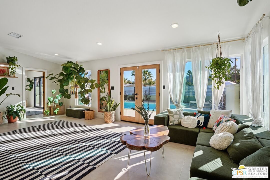 3864 E Calle San Raphael, Palm Springs, CA, 92264 - 2