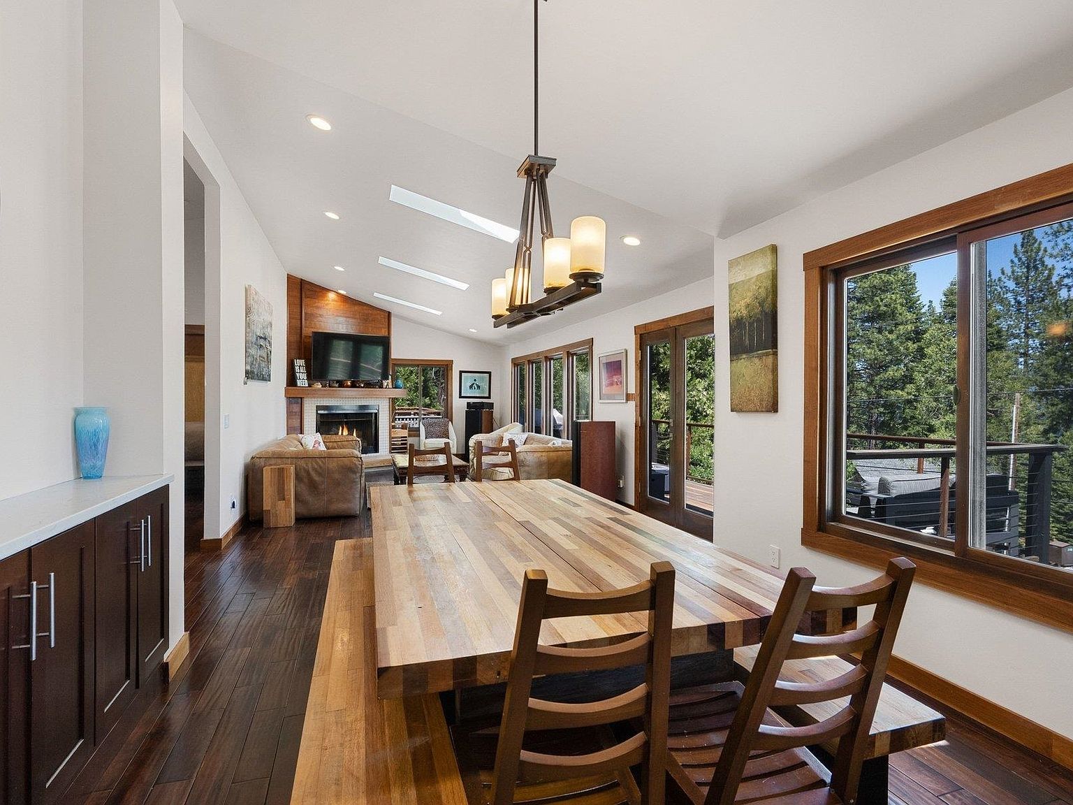 3925 N Lake Blvd, Carnelian Bay, CA, 96140 - 5