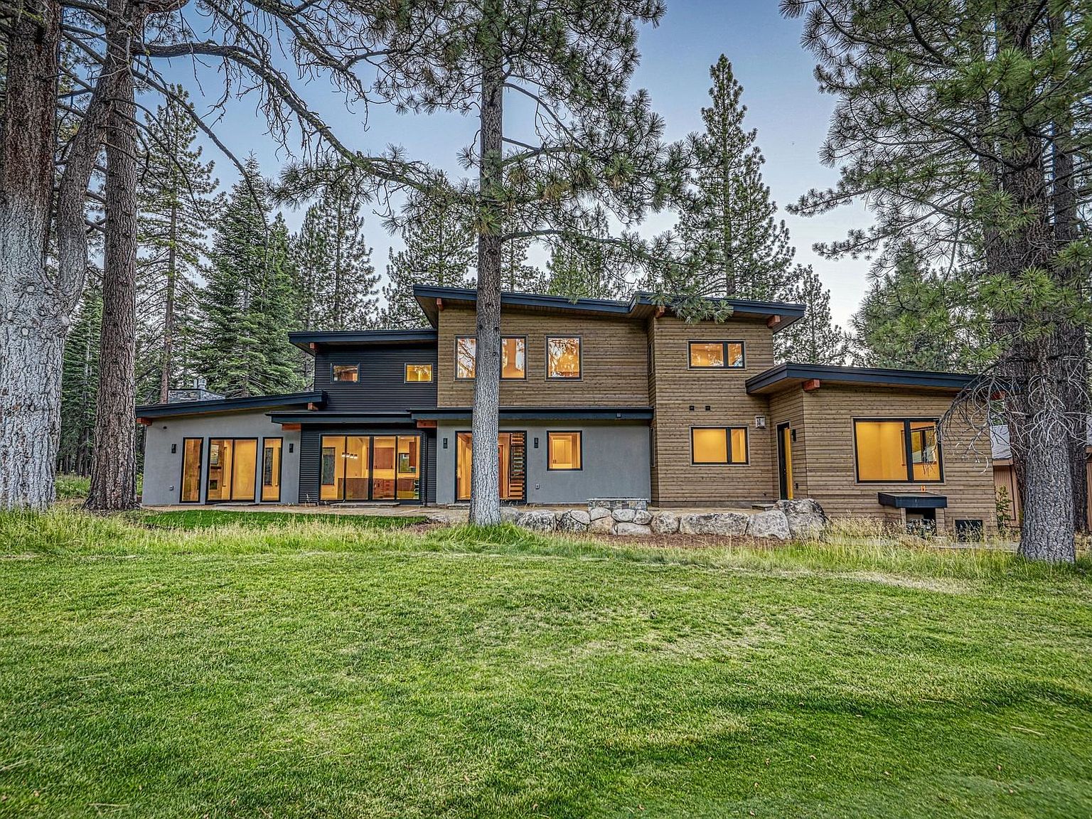 415 Lodgepole, Truckee, CA, 96161 - 4