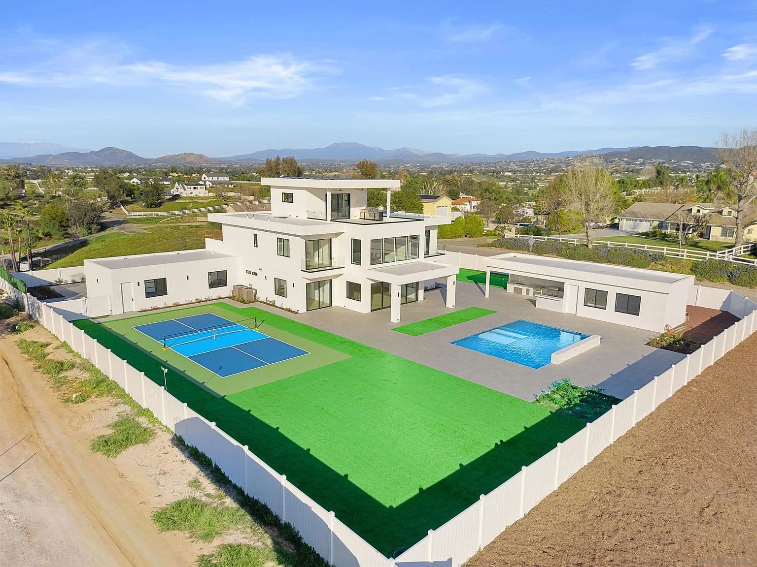 41955 Altanos Rd, Temecula, CA 92592 - 4