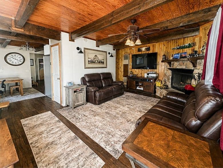 548 Riverside Ave, Sugarloaf, CA, 92386 - 4