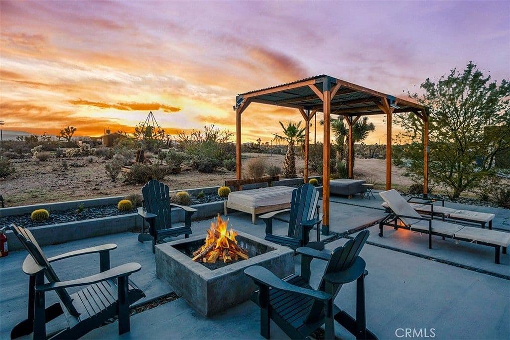 Short-term rental for sale at 59427 La Crescenta Dr, Yucca Valley, CA, 92284