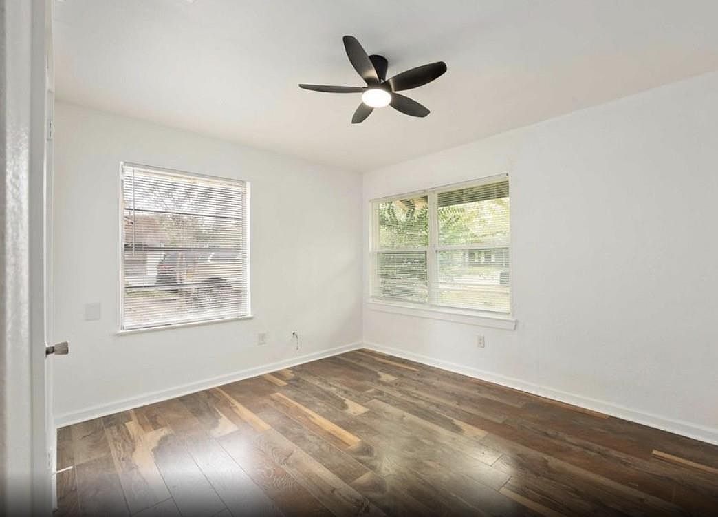 6043 Lyndhurst Dr, Houston, TX, 77033 - 5