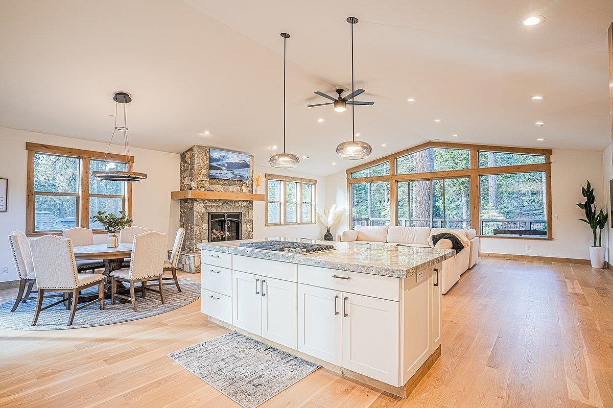 609 Tallac St, Carnelian Bay, CA, 96140 - 2