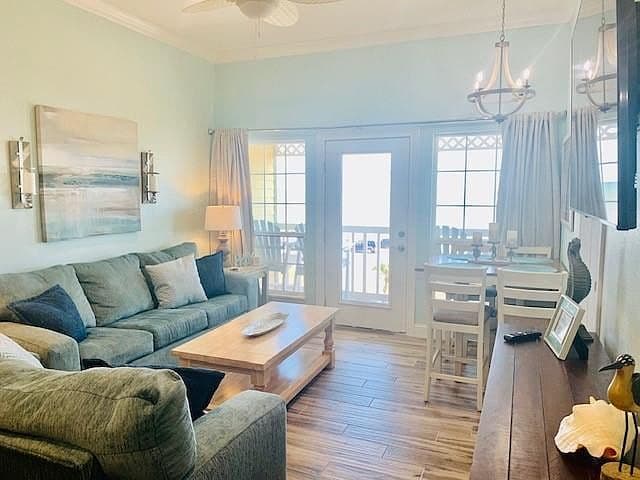 6300 Seawall Blvd Unit 8303, Galveston, TX, 77551 - 4