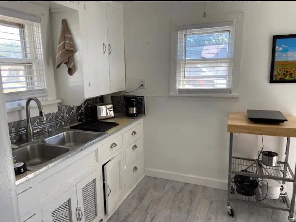 634 E 1st St, Russell, KS, 67665 - 4