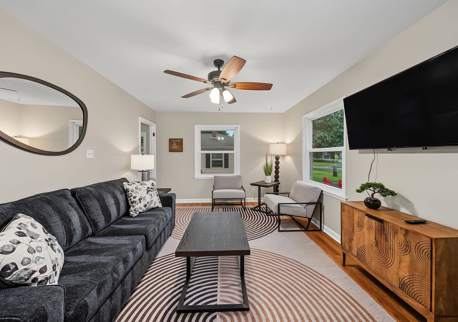 724 S New St, Champaign, IL, 61820 - 4