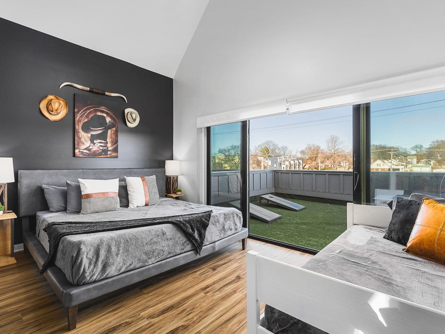 738 Douglas Ave Unit 4, Nashville, TN, 37207 - 4