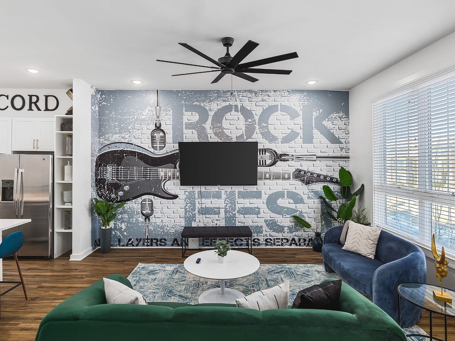738 Douglas Ave Unit 4, Nashville, TN, 37207 - 5