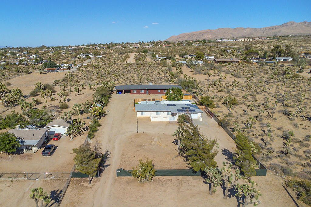 7607 Lucerne Vista Ave, Yucca Valley, CA, 92284 - 5