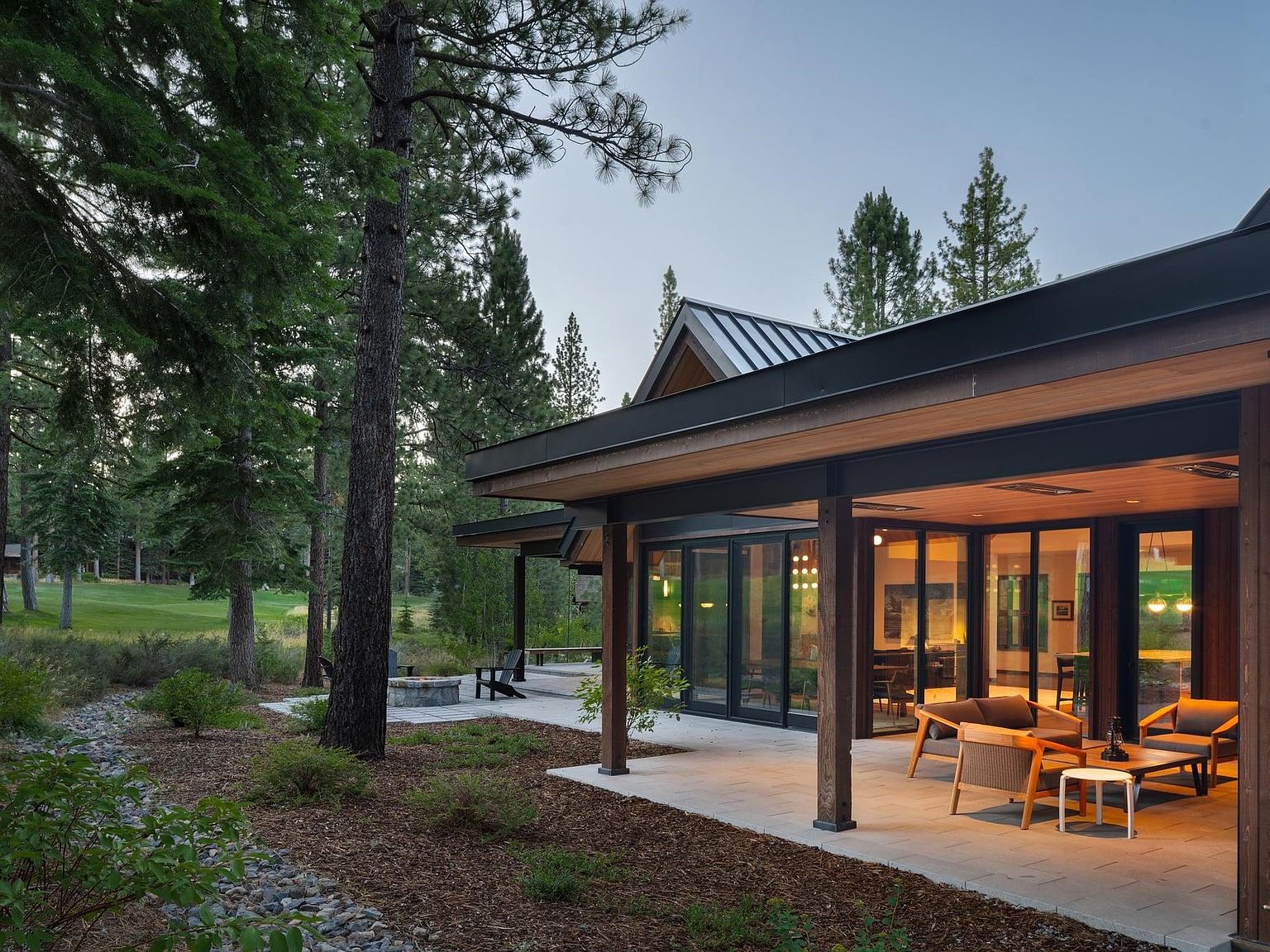 8225 Lahontan Dr, Truckee, CA, 96161 - 5