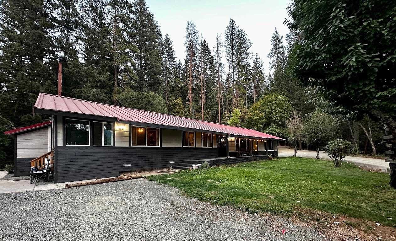 833 & 835 Elk Creek Rd, Happy Camp, CA, 96039 - 2