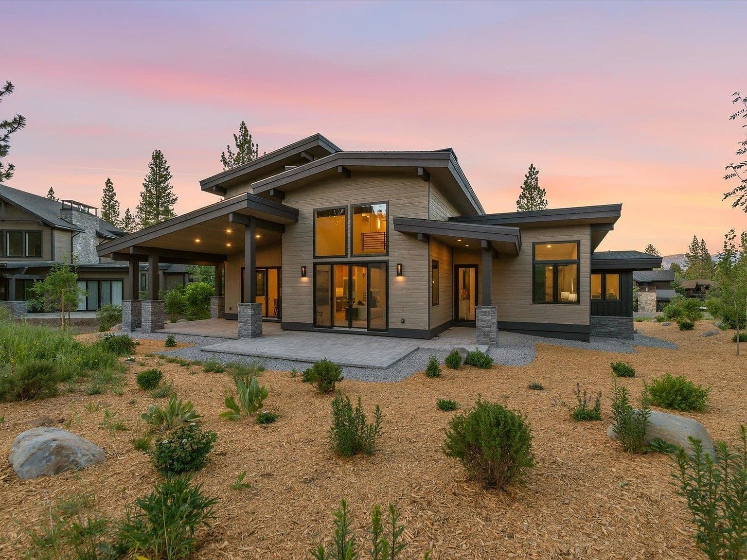 Short-term rental for sale at 9217 Heartwood Dr, Truckee, CA, 96161