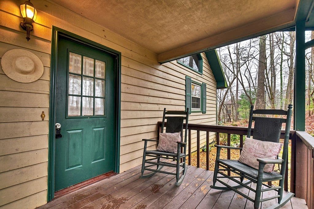 95 Crestview Dr N, Ellijay, GA, 30540 - 4