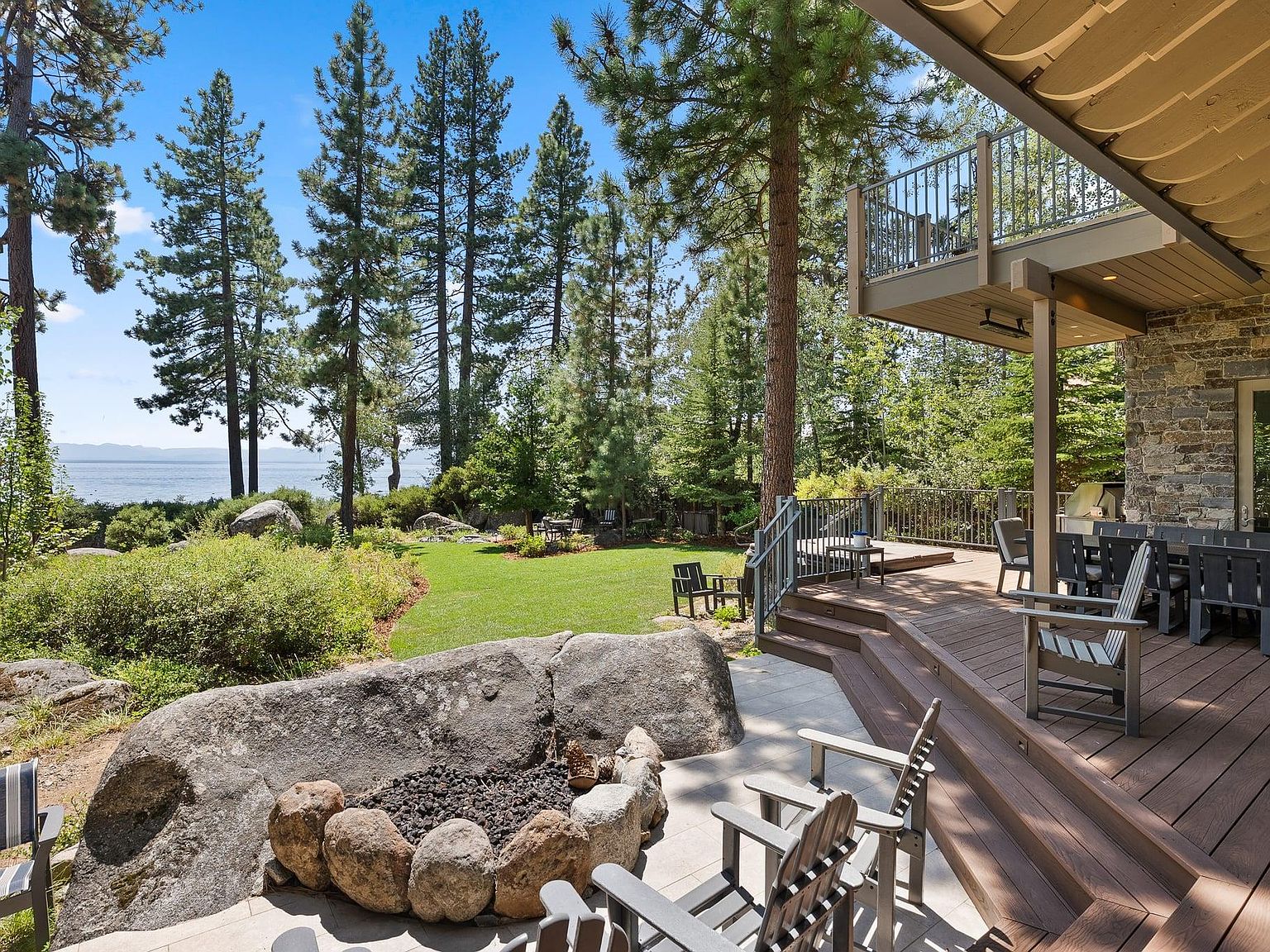 9902 Lake St, Kings Beach, CA, 96143 - 2