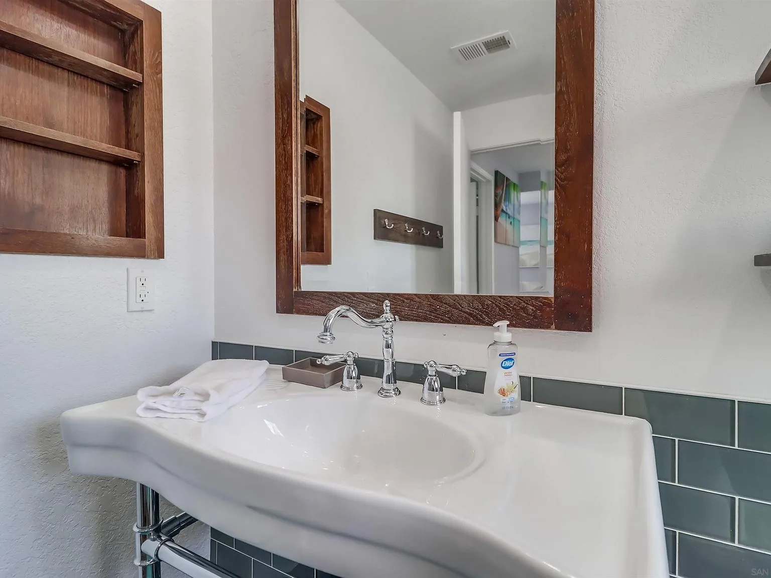 1119 Reed Ave APT 4, San Diego, CA 92109 - 5