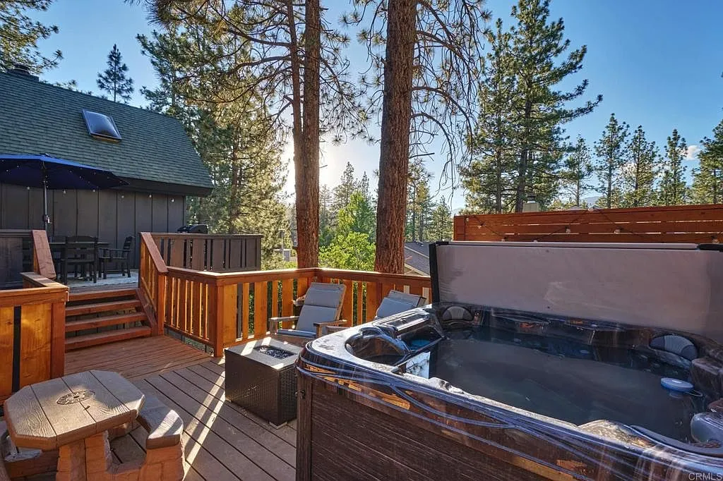 Unique dome house in Joshua Tree desert