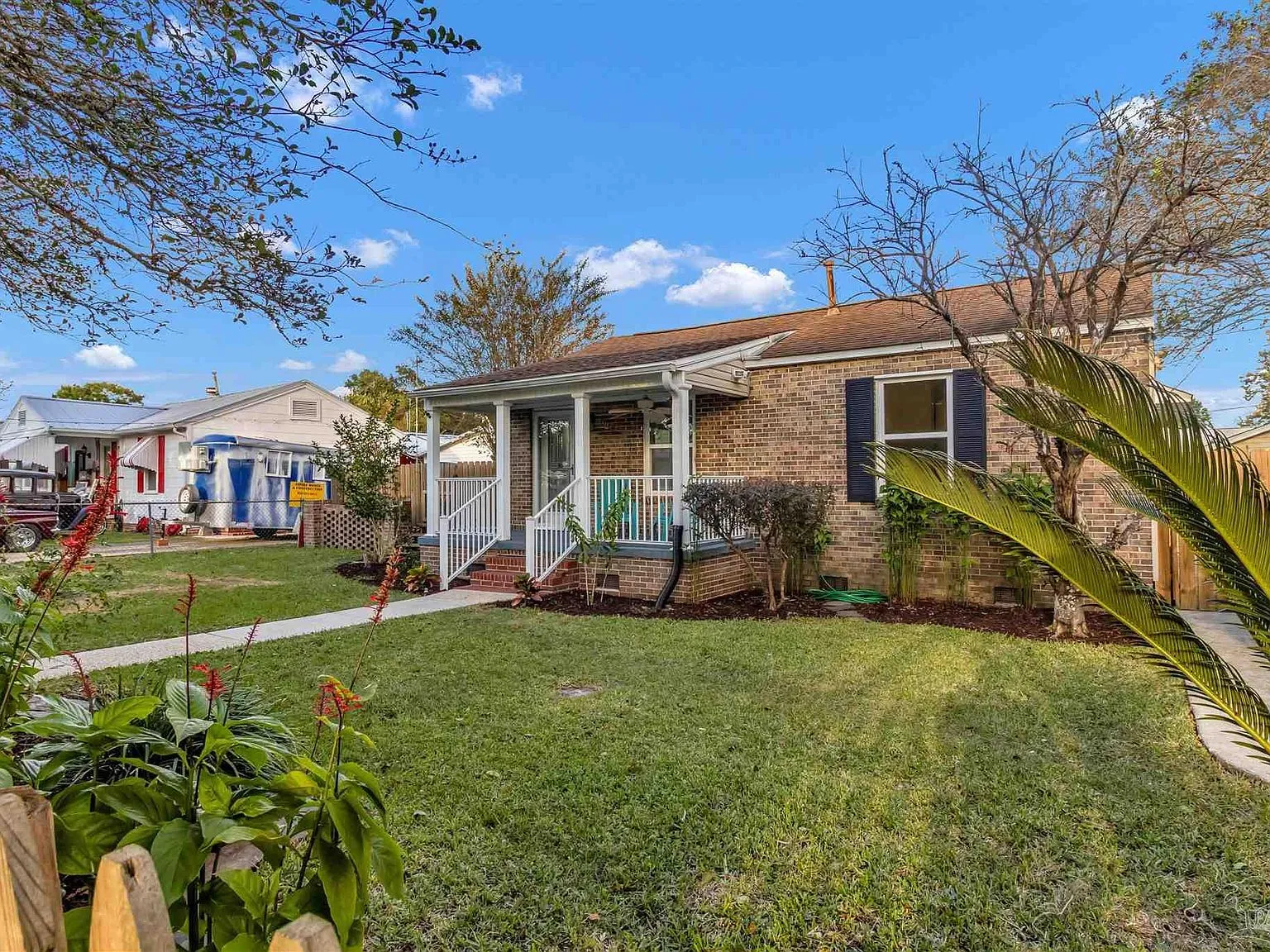 327 Gibbs Rd, Perdido Key, FL 32507 - 5