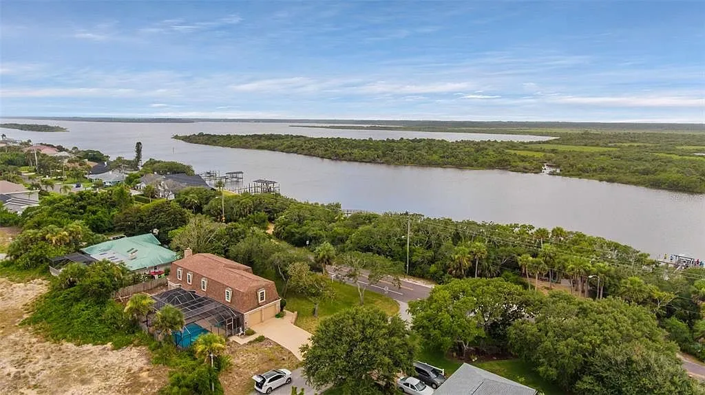 3565 John Anderson Dr, Ormond Beach, FL 32176 - 2