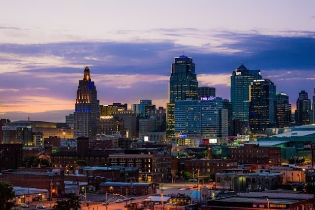 9 Best Places to Buy Short-Term Rentals in Kansas City (2026)