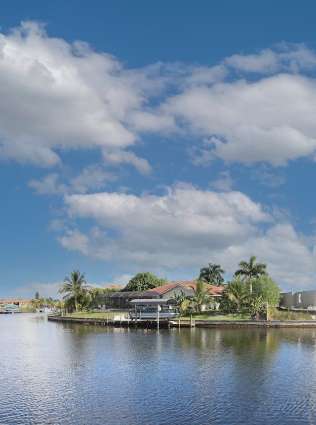 5 Best Places to Buy Short-Term Rentals in Cape Coral (2026)